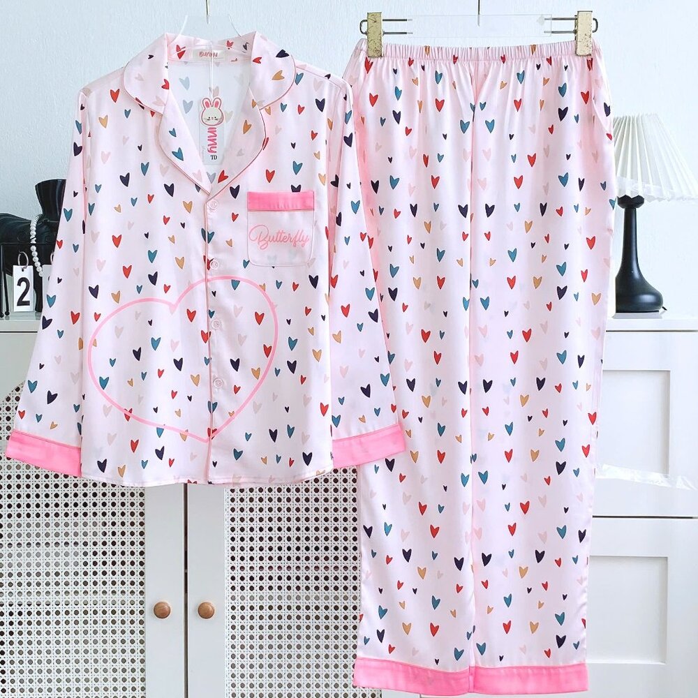 Latin sleepwear